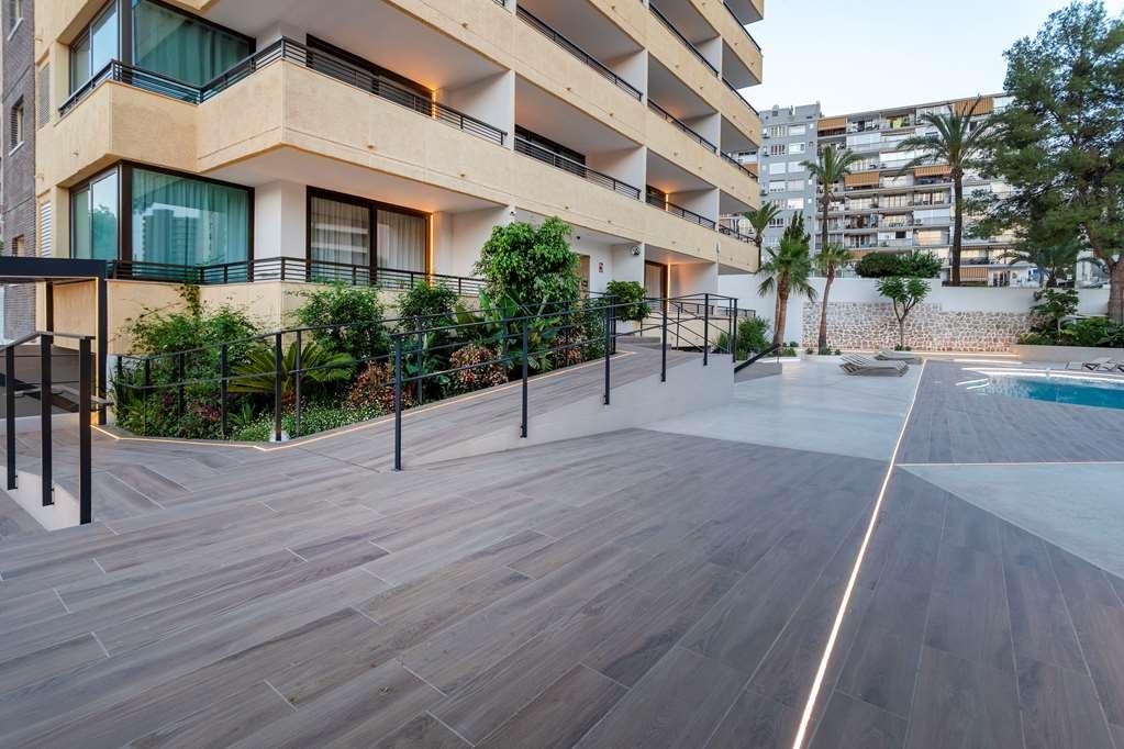 Halley Hotel & Apartments Affiliated By Melia بينايدورم المظهر الخارجي الصورة