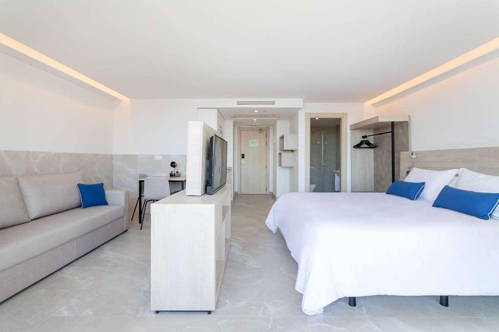 Halley Hotel & Apartments Affiliated By Melia بينايدورم الغرفة الصورة