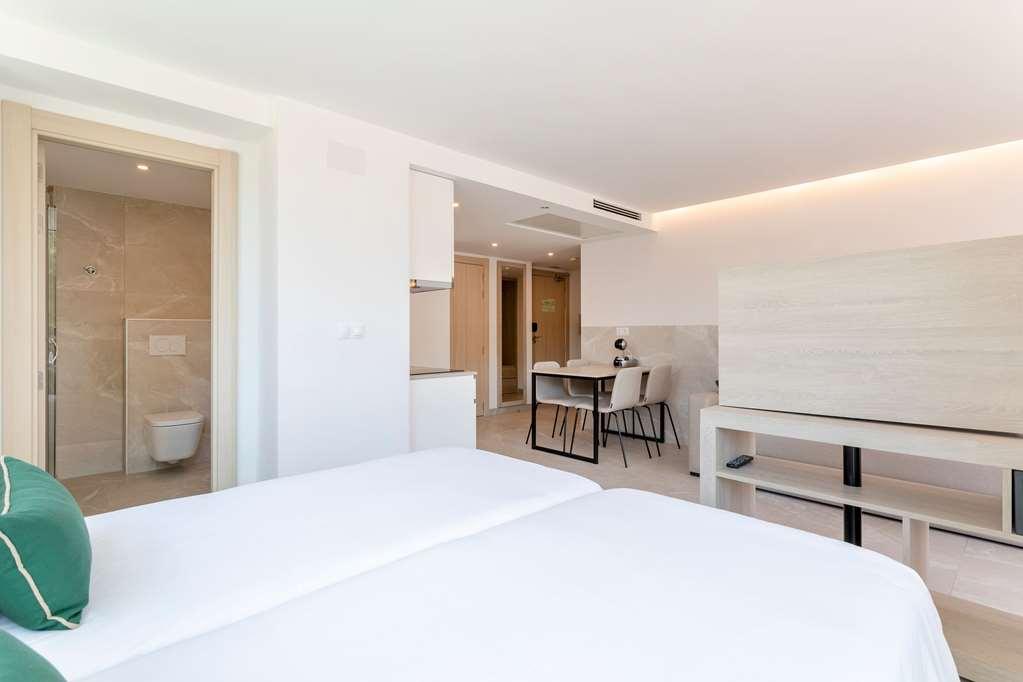 Halley Hotel & Apartments Affiliated By Melia بينايدورم الغرفة الصورة