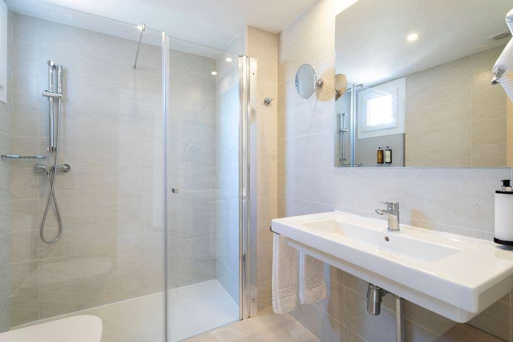 Halley Hotel & Apartments Affiliated By Melia بينايدورم الغرفة الصورة